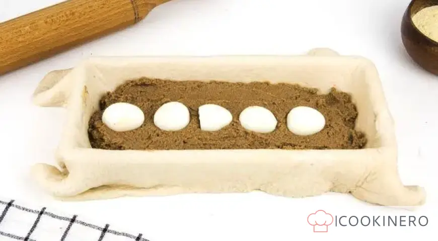 Torta di pasta sfoglia e paté