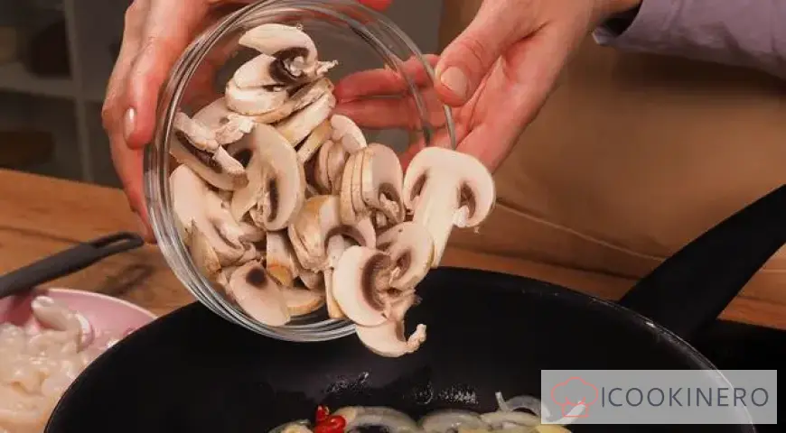 Calamari fritti con funghi prataioli