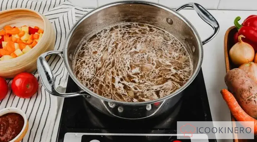 Hungarian Goulash Soup
