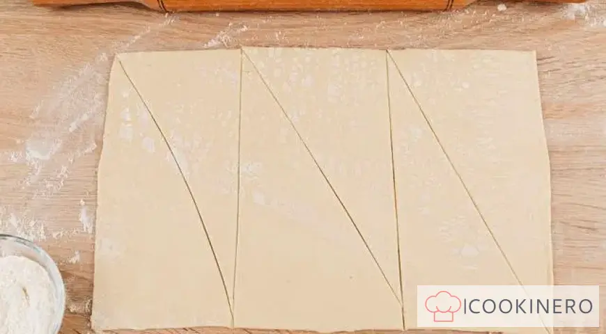 Croissants with cottage cheese and raisins