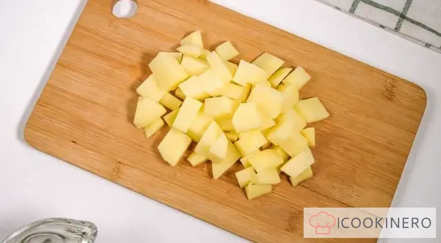 Sopa de encurtidos con cebada perlada para el invierno