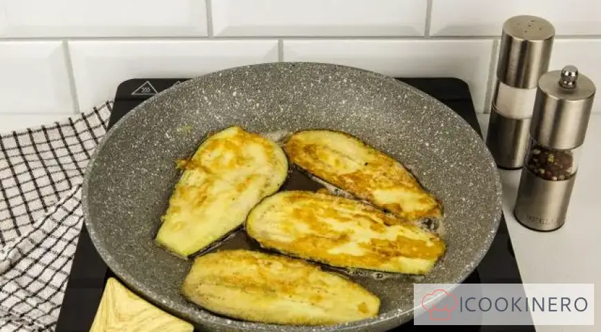 Eggplant roll with cottage cheese and garlic