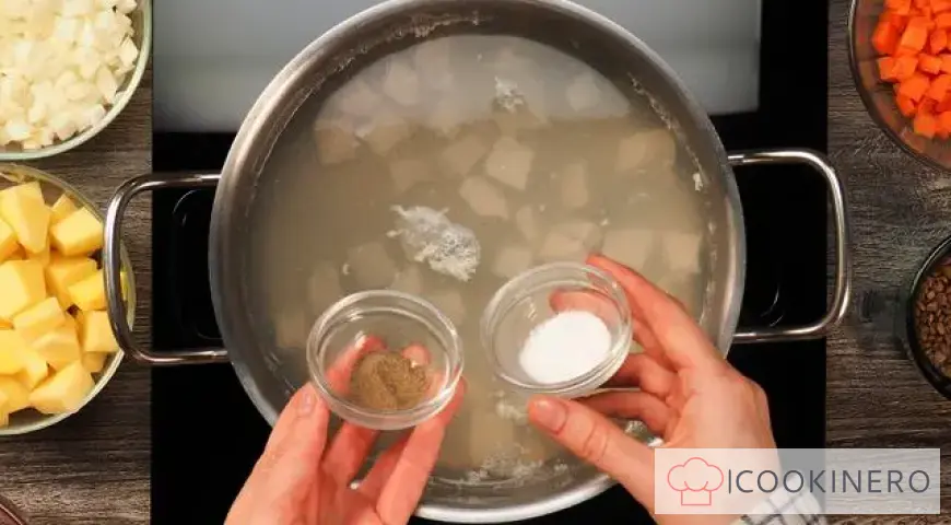 Lentil soup with chicken