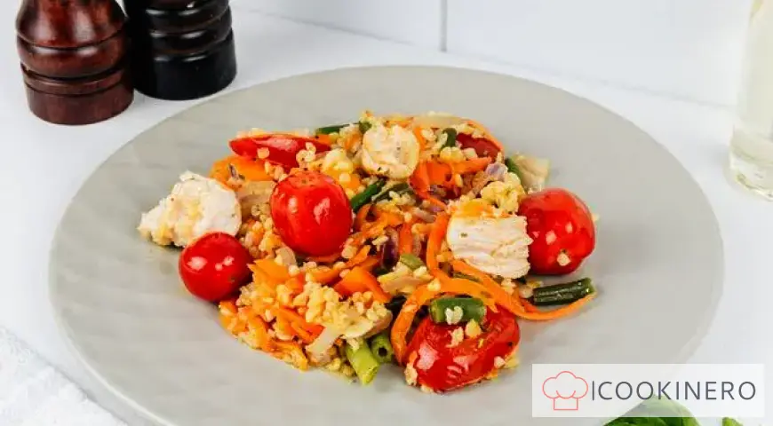 Bulgur con pollo en olla de cocción lenta