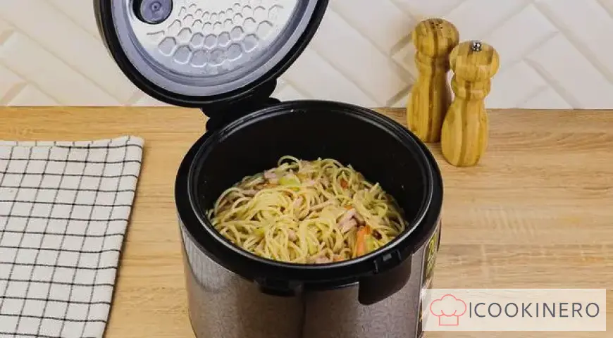Spaghetti in a slow cooker