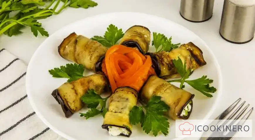 Eggplant roll with cottage cheese and garlic