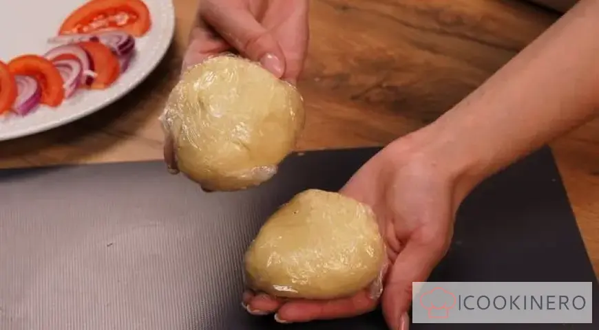 Pains plats aux oignons