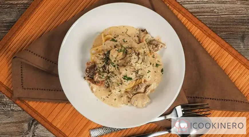 Carne con setas secas