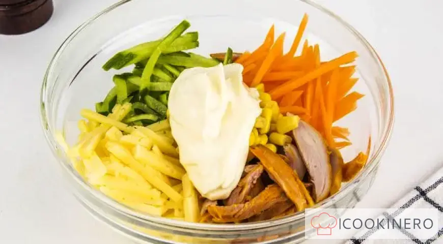 Salade au poulet fumé