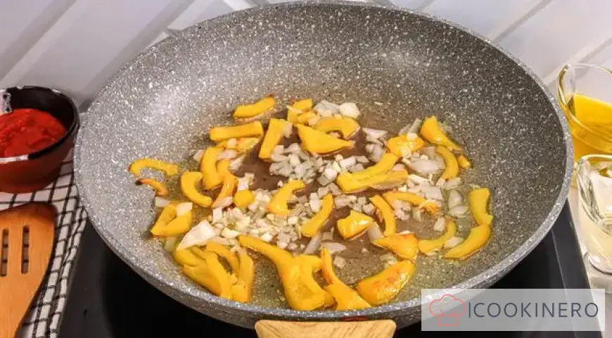 Oyster mushroom paprikash