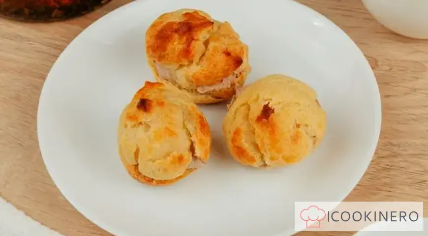 Profiteroles mit Schokoladencreme