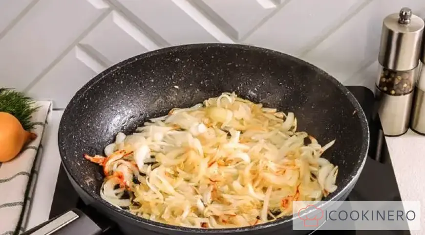 Meat zrazy with onions