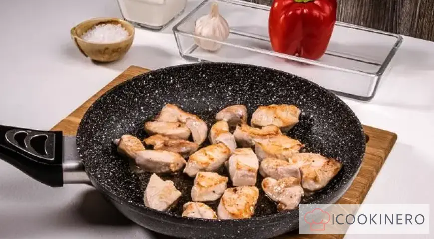 Chicken fillet with vegetables in a creamy sauce