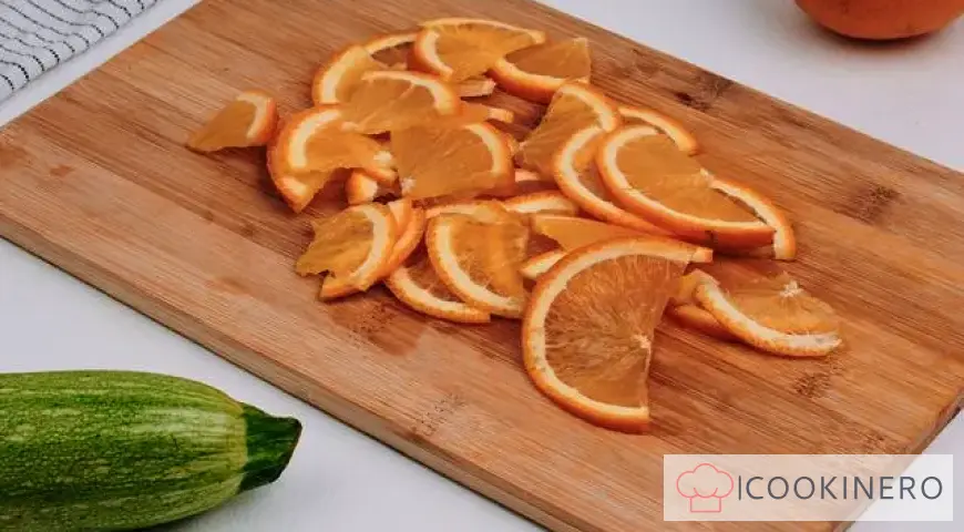 Confettura di zucchine all'arancia per l'inverno