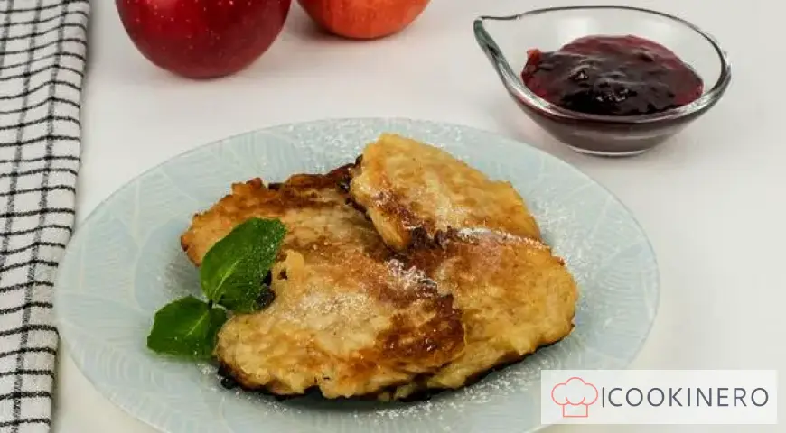 Pfannkuchen mit Äpfeln