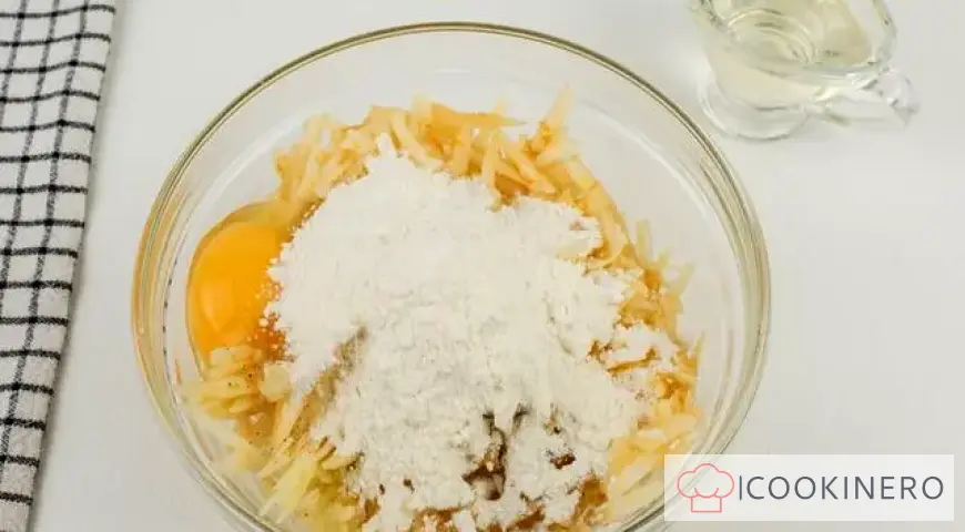 Pfannkuchen mit Äpfeln