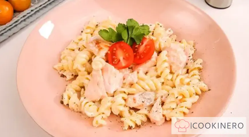 Pâtes crémeuses au saumon