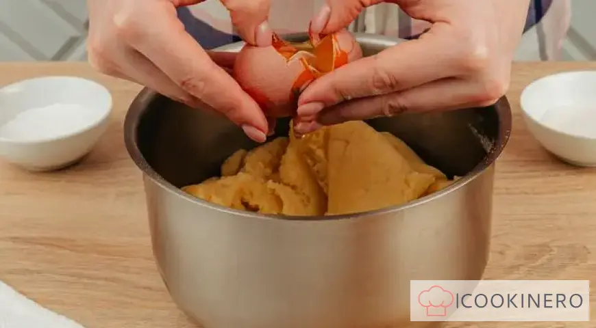 Profiteroles mit Schokoladencreme