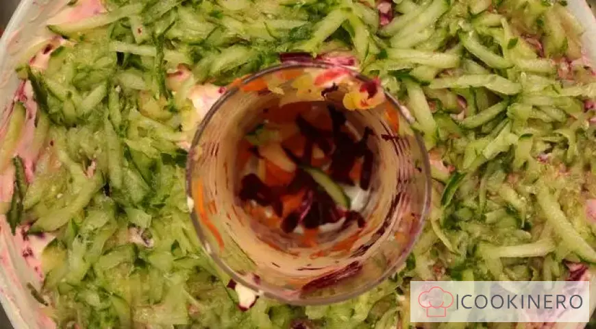 Salat "Granatapfelarmband"