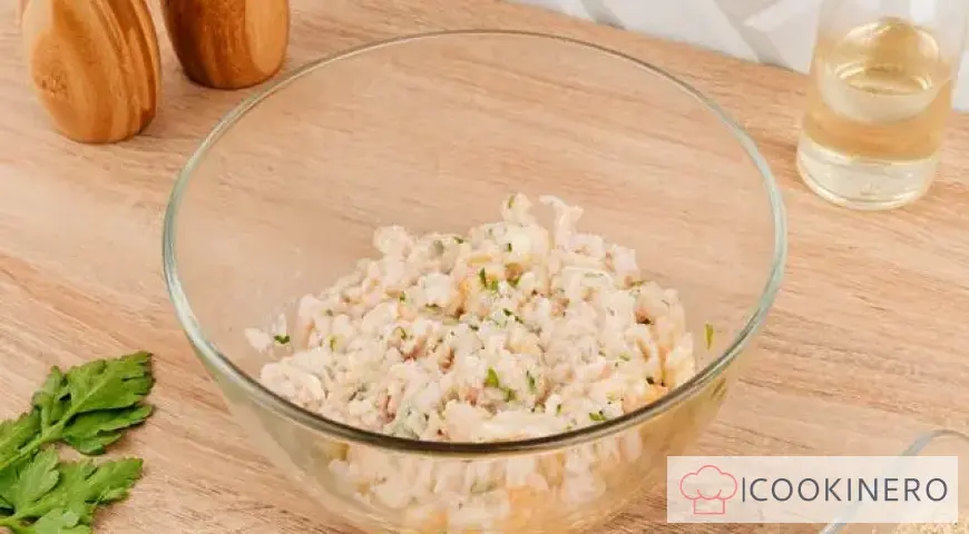 Omelette with fish balls