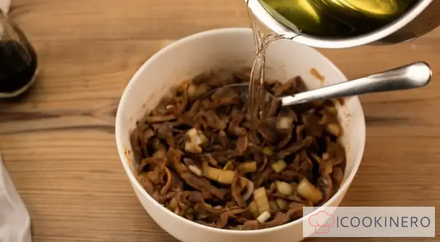 Marinated chicken gizzards