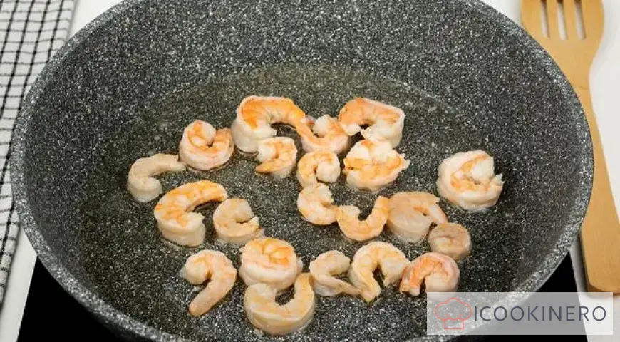 Shrimp with mushrooms