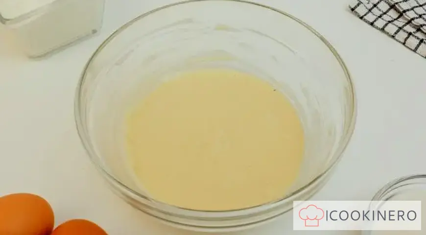 Pancakes with sour cream