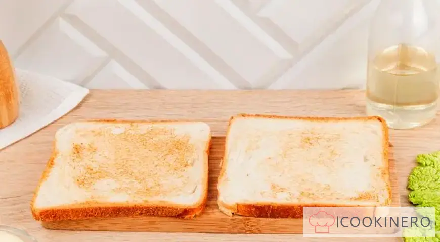 Sandwichs aux champignons frais