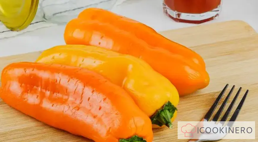 Bulgarian pepper for the winter whole