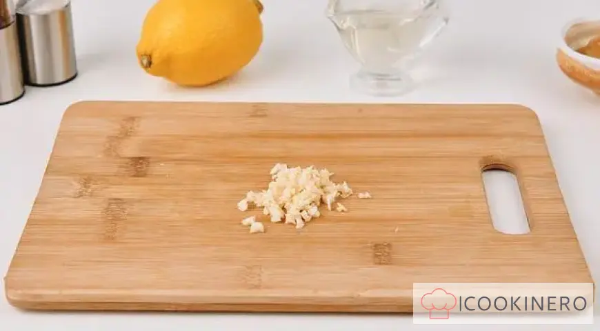 Garlic Lemon Avocado Sauce