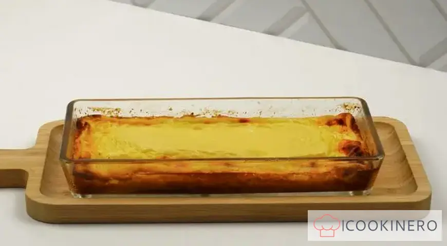 Cottage cheese casserole with raisins