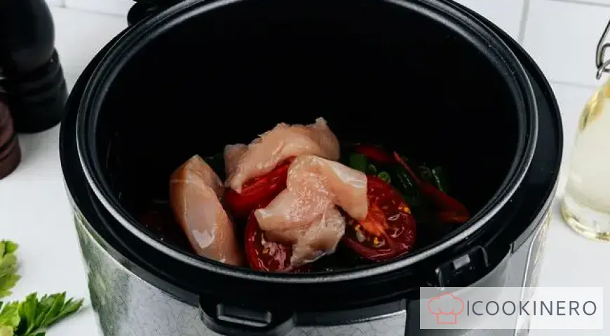 Bulgur con pollo in pentola a cottura lenta