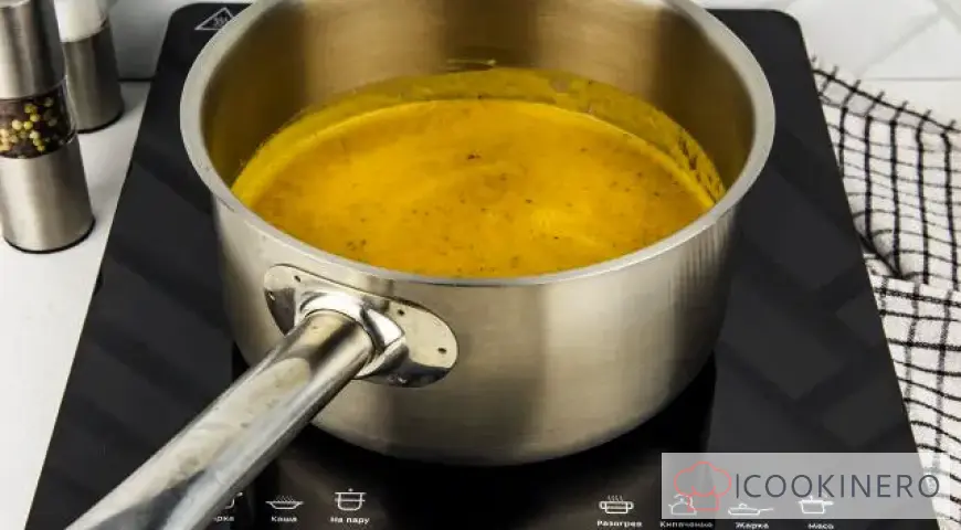 Zuppa di lenticchie rosse turca