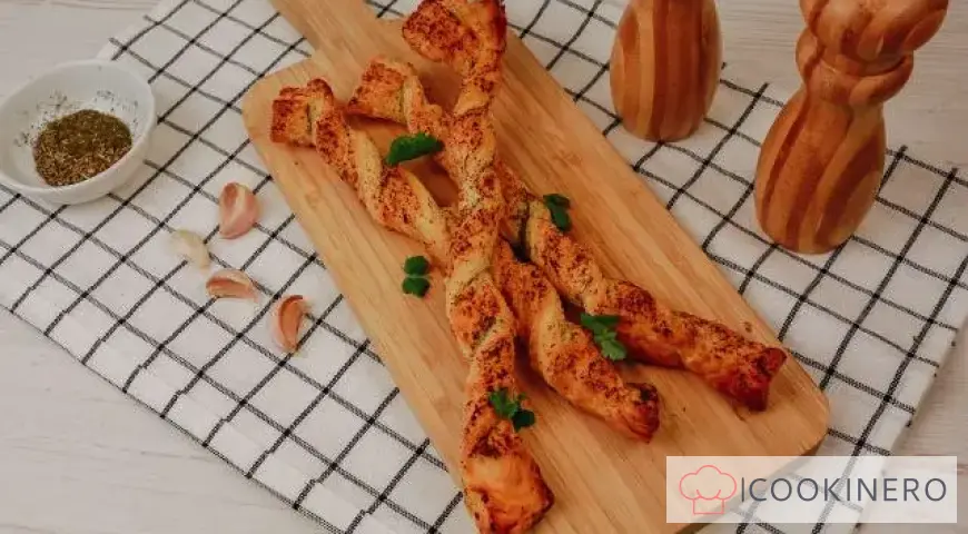 Grissini con mantequilla de ajo