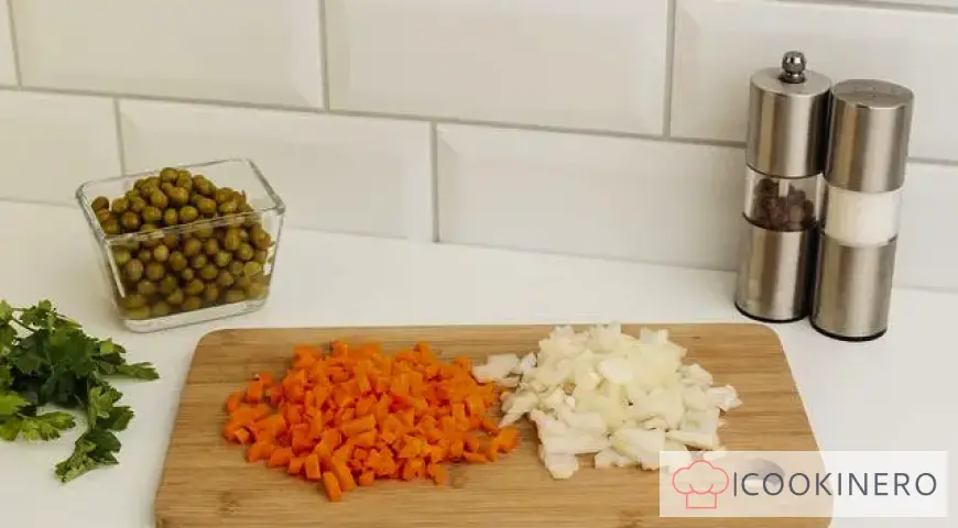 Pea soup with green peas