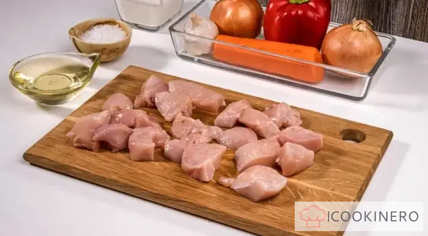 Chicken fillet with vegetables in a creamy sauce