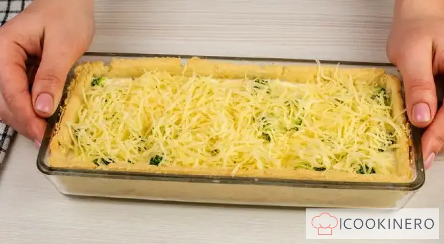 Quiche with broccoli and parmesan