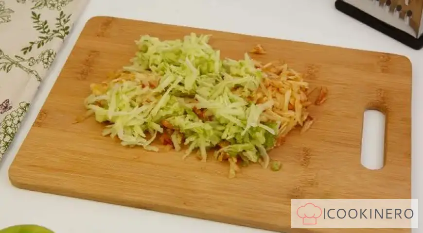 Apple and Zucchini Fritters