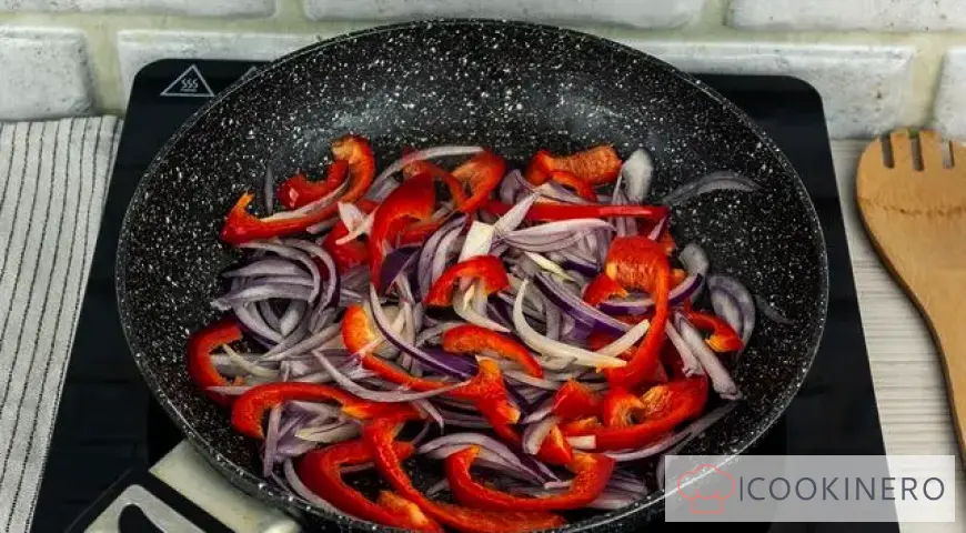 Soba noodles with shrimp