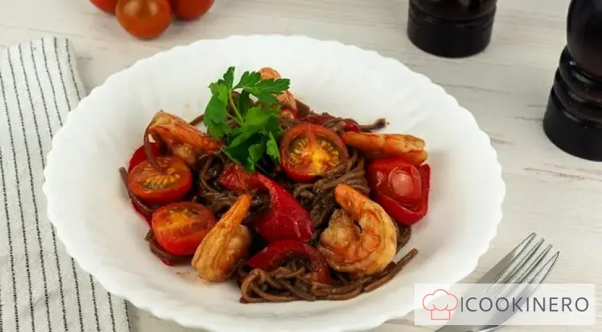 Soba noodles with shrimp