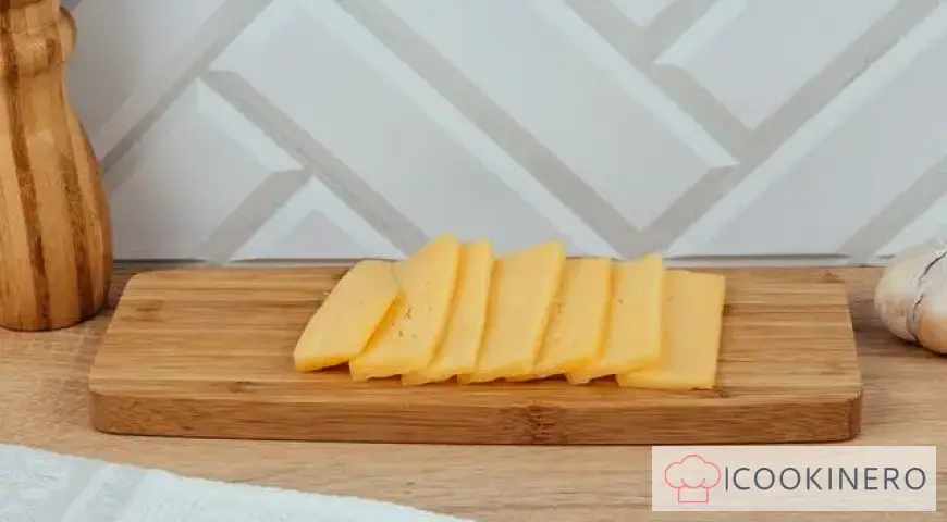 Chicken thighs with cheese