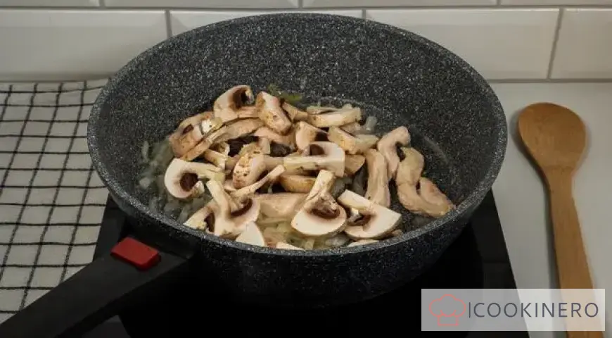 Bulgur with mushrooms