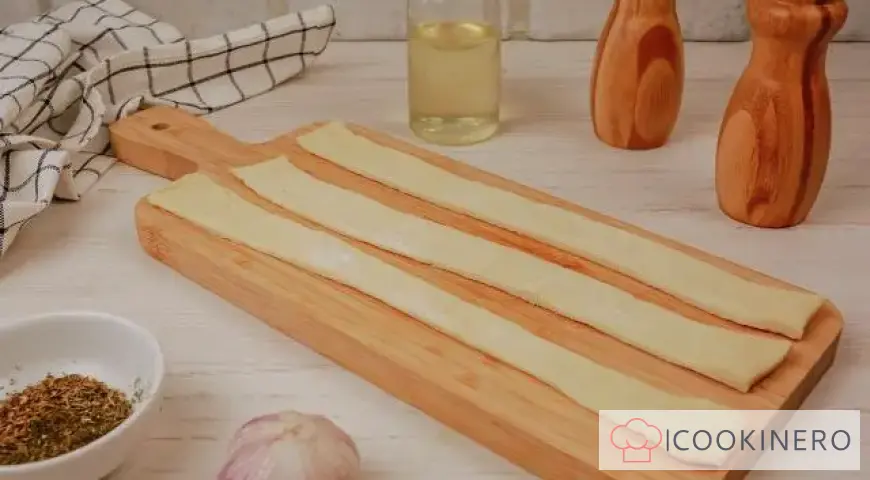 Grissini with garlic butter