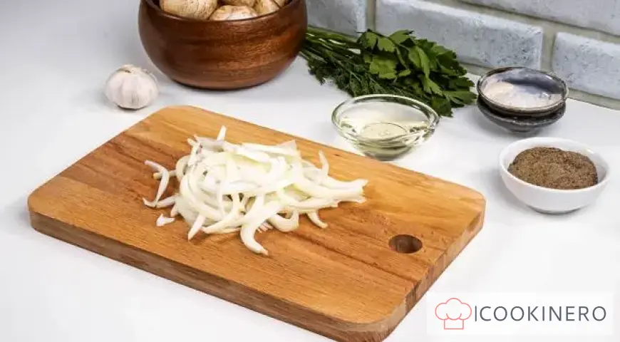 Patate fritte con funghi