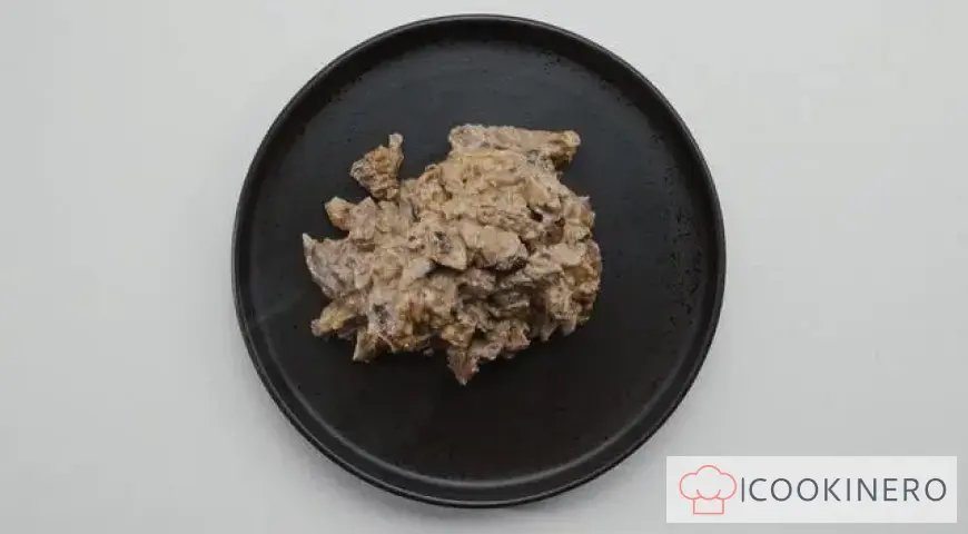 Stroganoff de ternera con champiñones y nata