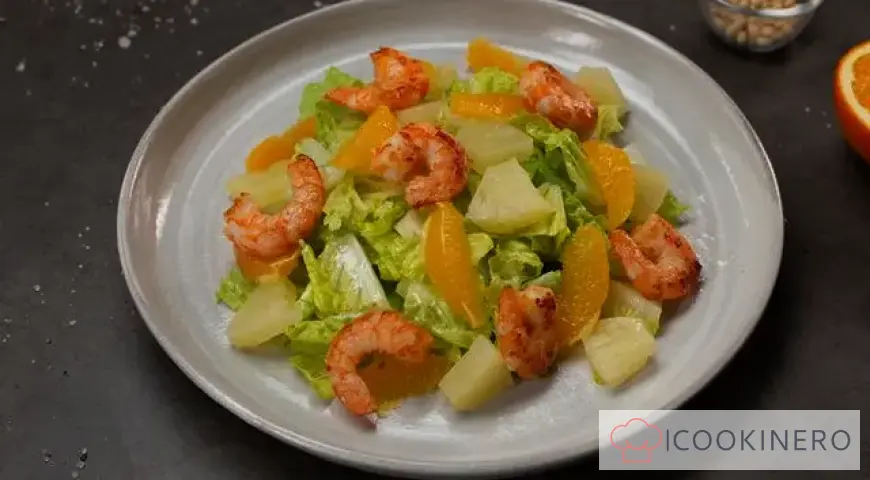 Salad with pineapple and shrimps