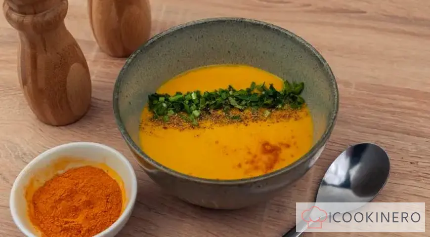 Soupe aux pois végétarienne