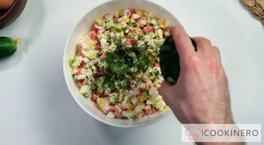 Krabbensalat mit Gurke