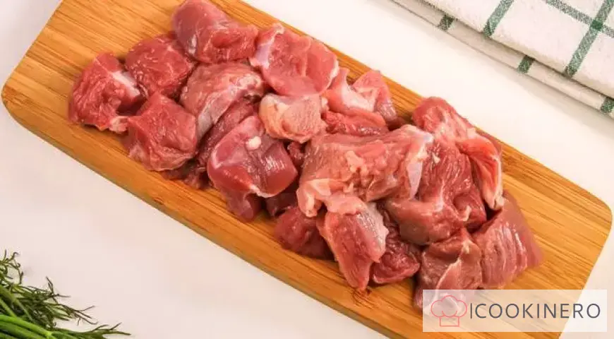 Meat zrazy with onions