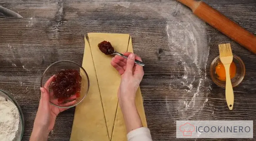 Croissants con mermelada